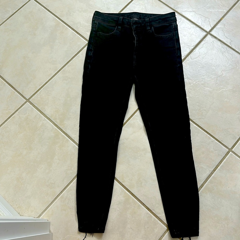 American Eagle Black Jegging 2 Short